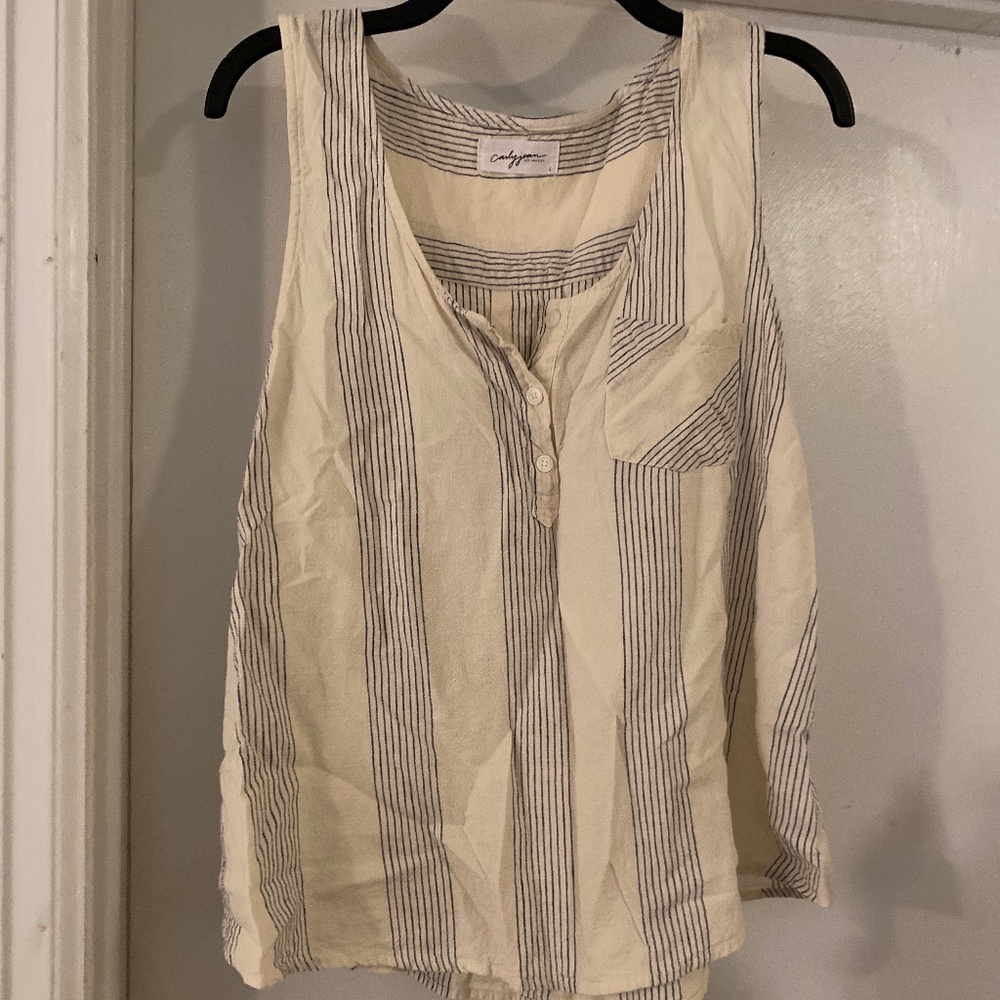 Hamptons tank